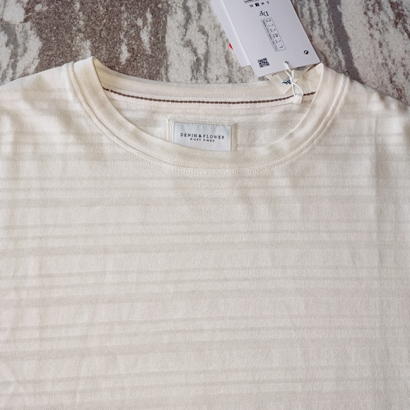 Denim & Flower Men's Relaxed Fit T-shirt New Size Large - Picture 1 of 2